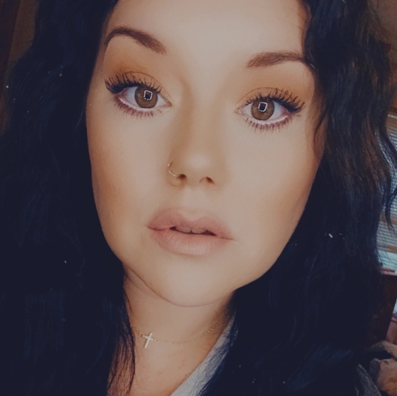 hayleeceleste